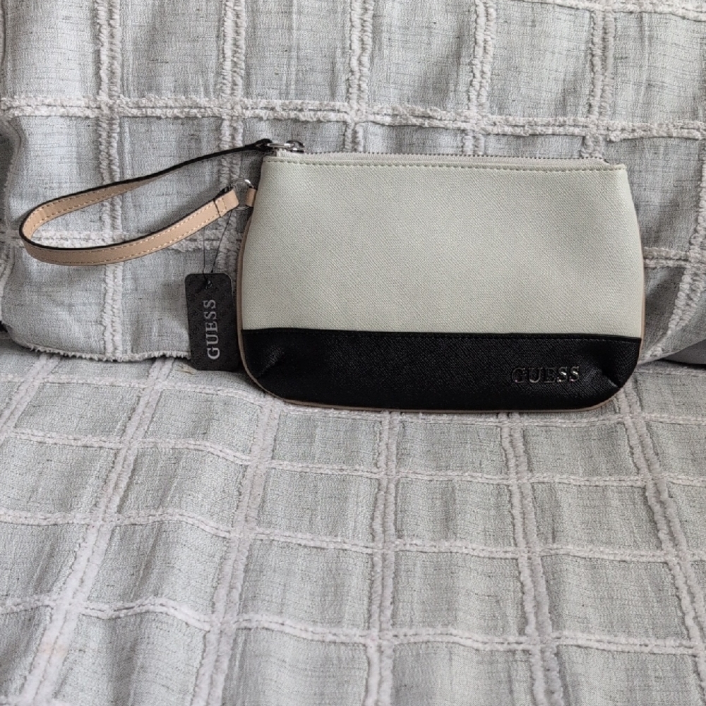 GUESS Cream and Black Two-Tone Wristlet Pouch